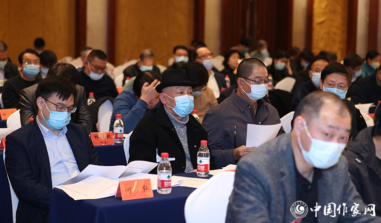 12月12日，中國作家協(xié)會第九屆全國委員會第六次全體會議在京舉行