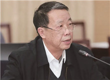 胡平：《講話》精神的發(fā)揚(yáng)光大《講話》是毛澤東同志影響最深遠(yuǎn)的著作之一，文藝界從未間斷過對其精神的學(xué)習(xí)、理解和貫徹。[詳細(xì)]