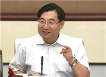 胡和平：努力攀登文藝高峰要堅持“二為”方向，堅持“雙百”方針，堅持創(chuàng)造性轉(zhuǎn)化、創(chuàng)新性發(fā)展，增強(qiáng)文化自覺、堅定文化自信……[詳細(xì)]