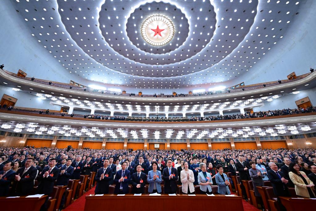 3月10日，中國人民政治協商會議第十四屆全國委員會第二次會議在北京人民大會堂舉行閉幕會。新華社記者 翟健嵐 攝