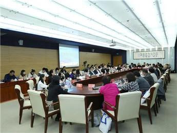 玉蘭花見(jiàn)證這份詩(shī)意般的美好——港澳作家創(chuàng)作研討會(huì)側(cè)記之二