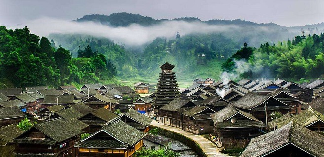 走向光，成為光——略談郭喬的小說集《倒帶》