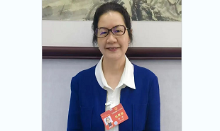 全國人大代表、重慶市作協原主席冉冉