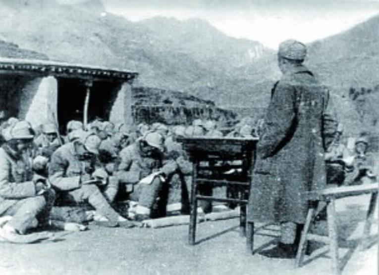 華北聯(lián)大：一邊戰(zhàn)斗，一邊學(xué)習(xí)　　1939年7月，來自延安的師生行進(jìn)三千里，東進(jìn)至?xí)x察冀抗日根據(jù)地，創(chuàng)建了華北聯(lián)合大學(xué)。[詳細(xì)]