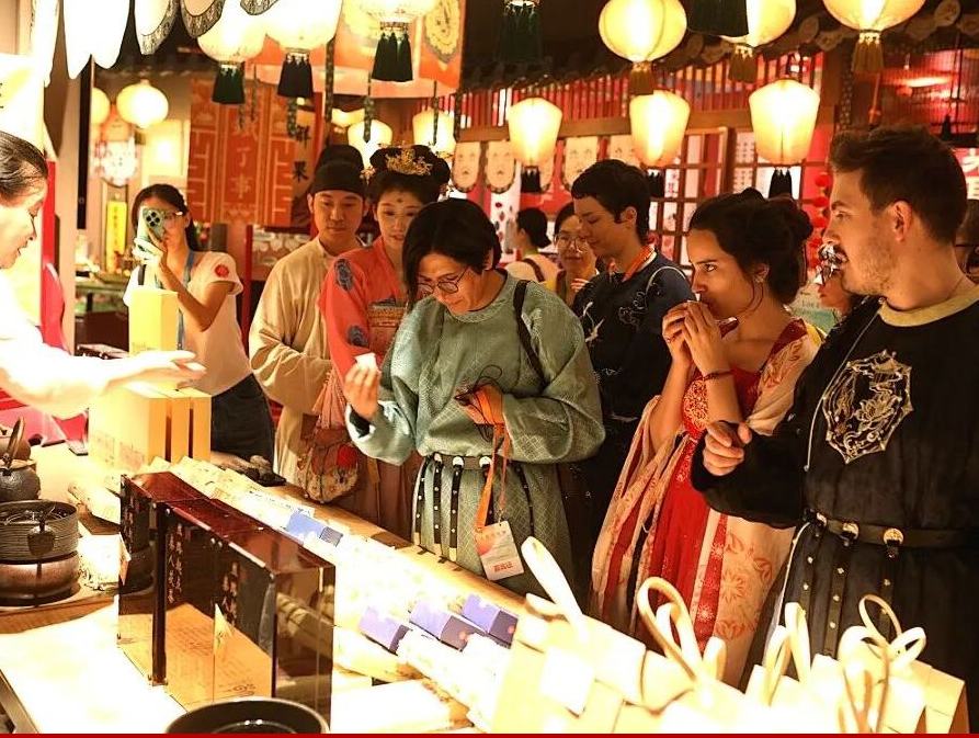 “文明會有不同，但詩歌讓我們得以溝通”